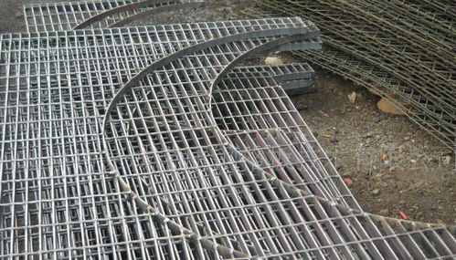 煙臺(tái)異型鋼格板的制作方式和應(yīng)用